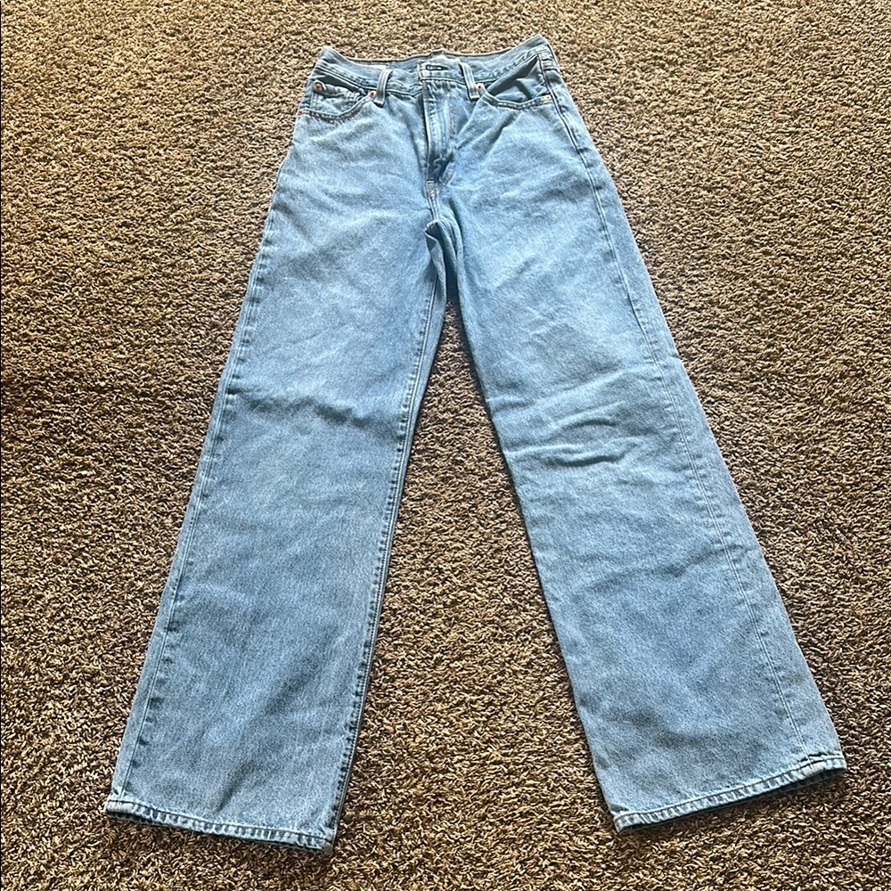 Levi’s Ribcage Wide leg Jeans 26x34